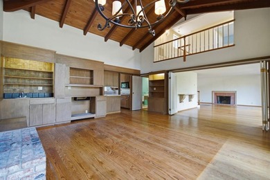Set on a desirable park-adjacent corner lot in Palo Alto's - photo 11