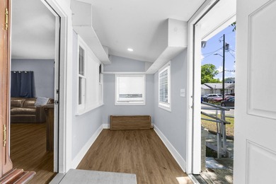 Lovely corner lot home! The homeowner purchased the adjacent lot - photo 12