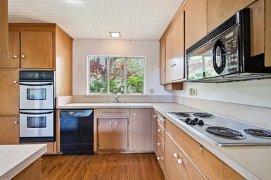 Set on a desirable park-adjacent corner lot in Palo Alto's - photo 13