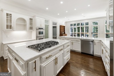 Discover timeless elegance and refined luxury in this - photo 15