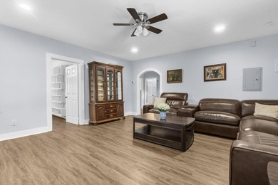 Lovely corner lot home! The homeowner purchased the adjacent lot - photo 16