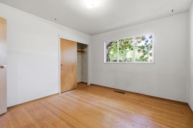 Set on a desirable park-adjacent corner lot in Palo Alto's - photo 19