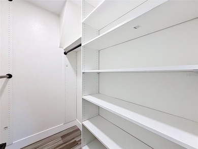 Welcome to Your St. Pete Sanctuary: Modern Luxury Meets Coastal - photo 20