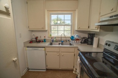 LOCATION, LOCATION, LOCATION!!! This charming 2-bedroom 1.5 bath - photo 34