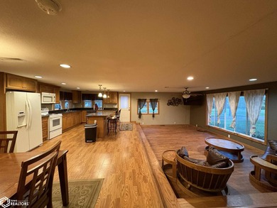 Don't miss this rare opportunity to own a spacious ranch-style - photo 10