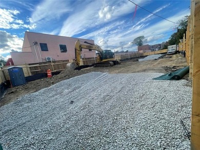 Welcome to this exceptional investment opportunity located in a - photo 7