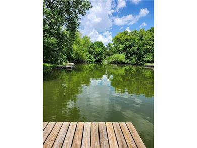 Escape the noise of the city with this peaceful weekend retreat - photo 1