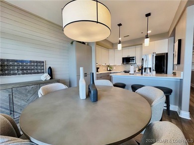 Spectacular views, incredible location, move-in ready, updated - photo 11