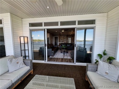 Spectacular views, incredible location, move-in ready, updated - photo 14