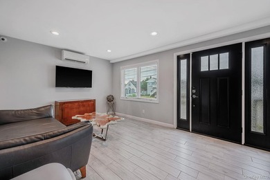 Welcome to this beautifully appointed Colonial, where timeless - photo 15