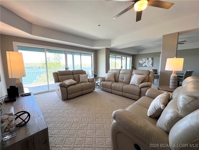 Spectacular views, incredible location, move-in ready, updated - photo 16