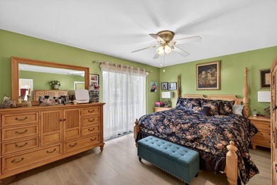 Charming 2 bed | 2.5 bath, 2-story townhouse offering a - photo 16