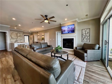 Spectacular views, incredible location, move-in ready, updated - photo 17