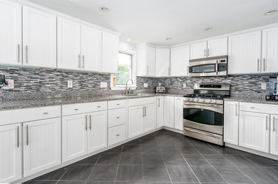 Looking for a beach house or one that feels like it! This home - photo 23