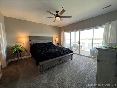 Spectacular views, incredible location, move-in ready, updated - photo 28