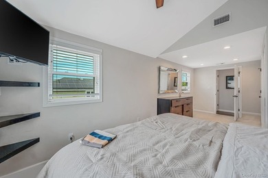 Welcome to this beautifully appointed Colonial, where timeless - photo 30