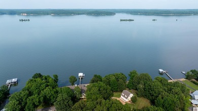 Magnificent property on Kentucky Lake! Southern Living Style - photo 3