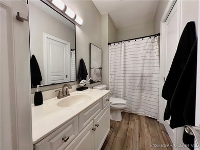 Spectacular views, incredible location, move-in ready, updated - photo 39
