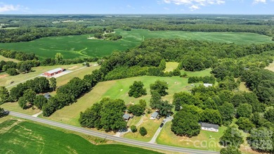 Escape to your own private country retreat with this exceptional - photo 15