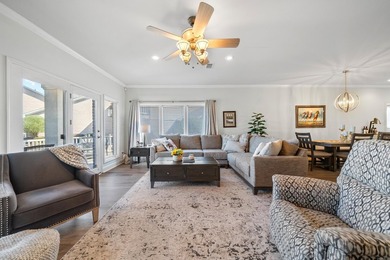 Beautifully updated townhome in Carmel Bay with stunning views - photo 18