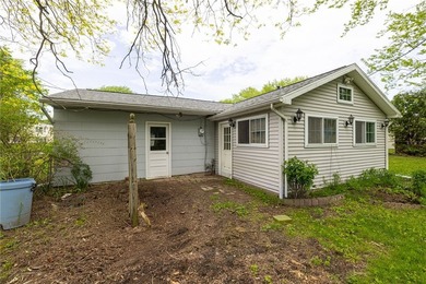 Welcome to 28 Jamee Lane, located on a quiet neighborhood street - photo 23