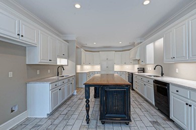 Discover the perfect blend of luxury, functionality, and - photo 3