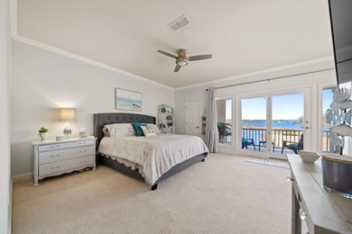 Beautifully updated townhome in Carmel Bay with stunning views - photo 35