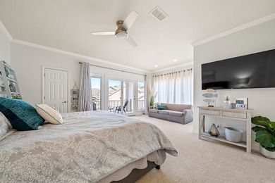 Beautifully updated townhome in Carmel Bay with stunning views - photo 36
