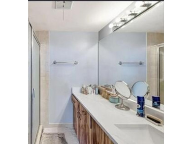 Step into this beautifully updated 2-bedroom, 2-bathroom condo - photo 4