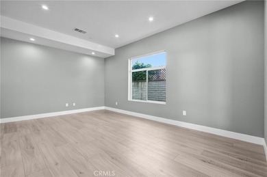 Newly Built 5 BD, 5 BTH Residence + Casita (ADU) with 2 BD, 2BTH - photo 3