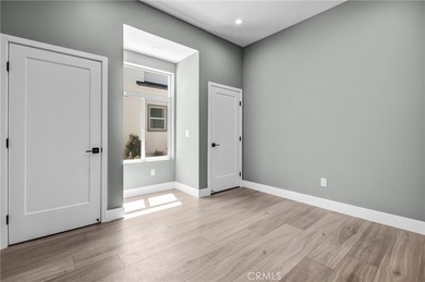 Newly Built 5 BD, 5 BTH Residence + Casita (ADU) with 2 BD, 2BTH - photo 5