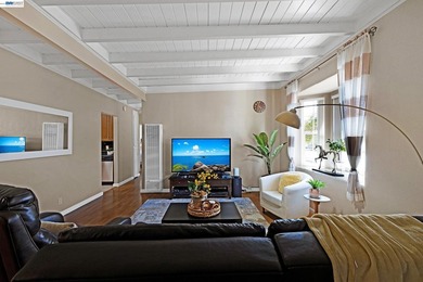 Welcome to 523 Evelyn St, Hayward, a well-located property - photo 8