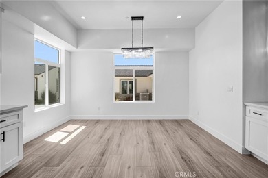 Newly Built 5 BD, 5 BTH Residence + Casita (ADU) with 2 BD, 2BTH - photo 10