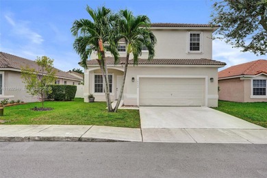 (private lake, pond, coastal) Home For Sale in Pembroke Pines Florida