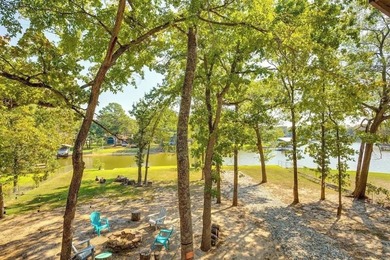 Cedar Creek Lake Home For Sale in Mabank Texas
