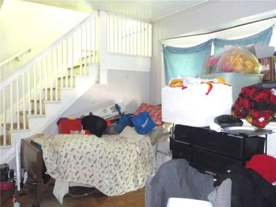 Welcome to this turn-key investment opportunity in the City of - photo 12