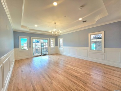 Gorgeous new construction home offering luxury living with - photo 19