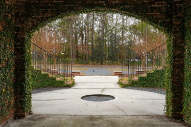 Opportunities like this rarely come along. This turnkey, 8,000+