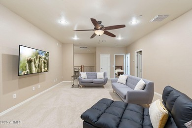 A TOLL BROTHERS Showpiece! This elegant Litchfield Park home is - photo 30