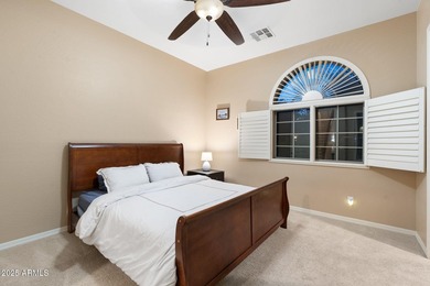A TOLL BROTHERS Showpiece! This elegant Litchfield Park home is - photo 33