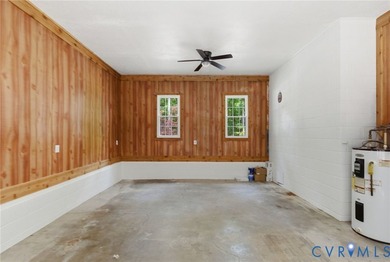 If you've been wanting a move-in ready house away from it all - photo 34
