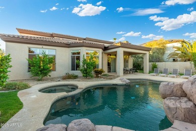 A TOLL BROTHERS Showpiece! This elegant Litchfield Park home is - photo 35