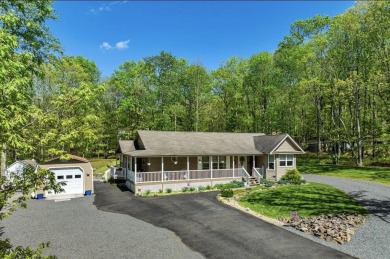 Lake Home For Sale in Albrightsville, Pennsylvania