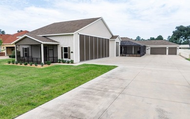Welcome to Cannon Creek Airpark! This aviation home is designed - photo 4