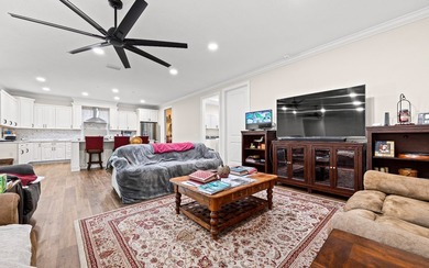 Welcome to Cannon Creek Airpark! This aviation home is designed - photo 9