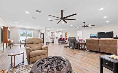 Welcome to Cannon Creek Airpark! This aviation home is designed - photo 10