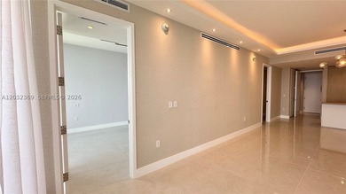 Welcome to the epitome of luxury living at the Ritz-Carlton - photo 7