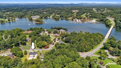 Lake Home For Sale in Hickory, North Carolina