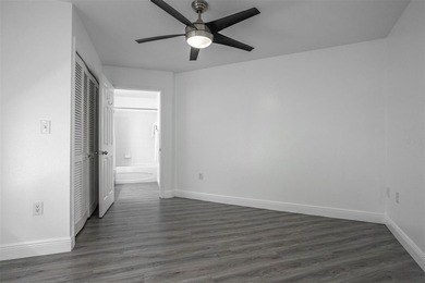 Fully updated and move-in ready, this stunning 2-bedroom - photo 22