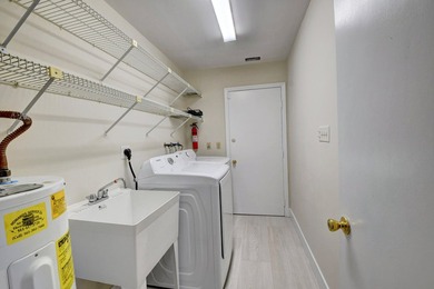 Discover this beautifully renovated 4-bedroom, 2-bathroom - photo 22